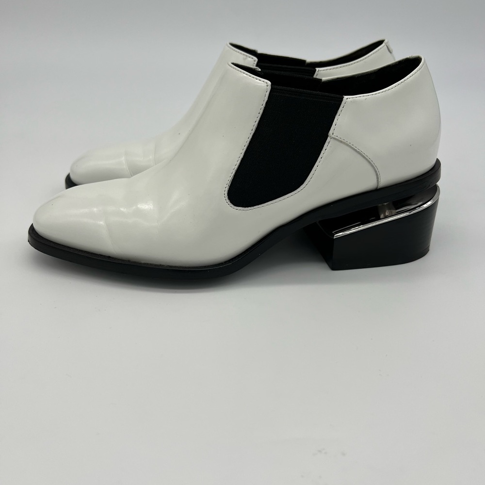 Alexander Wang Kori White Chelsea Leather Cutout Heel Chelsea Ankle Boots Size 6 - Picture 5 of 16